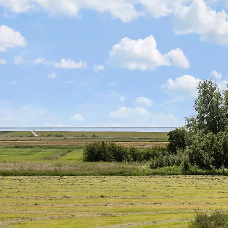 3 Bedroom Gorgeous In *